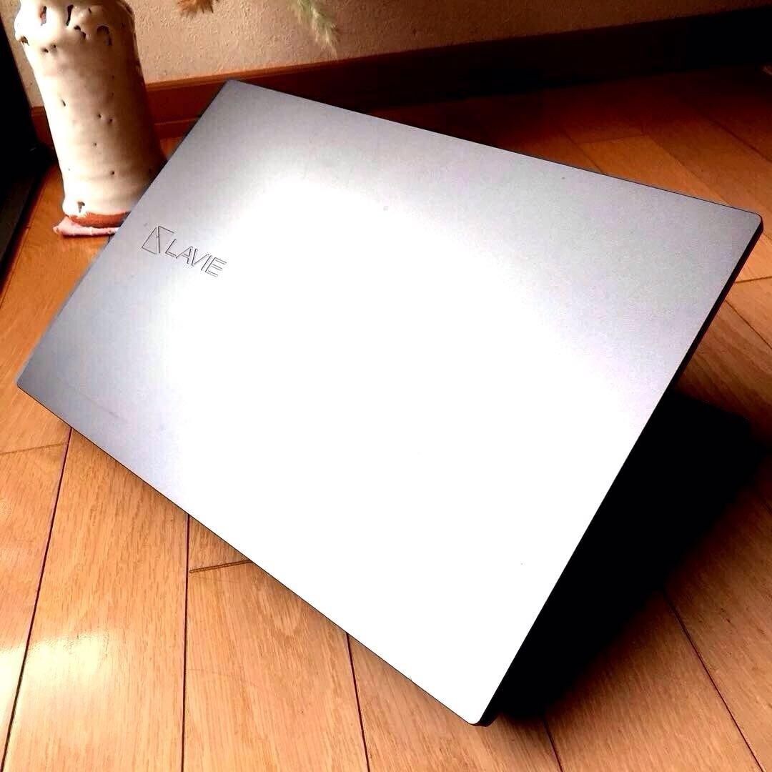 NEC LAVIE Note NEXT NX750NAB i7-8550U 16GB SSD500GB + HDD500GB 15.6″FHD Blu-ray