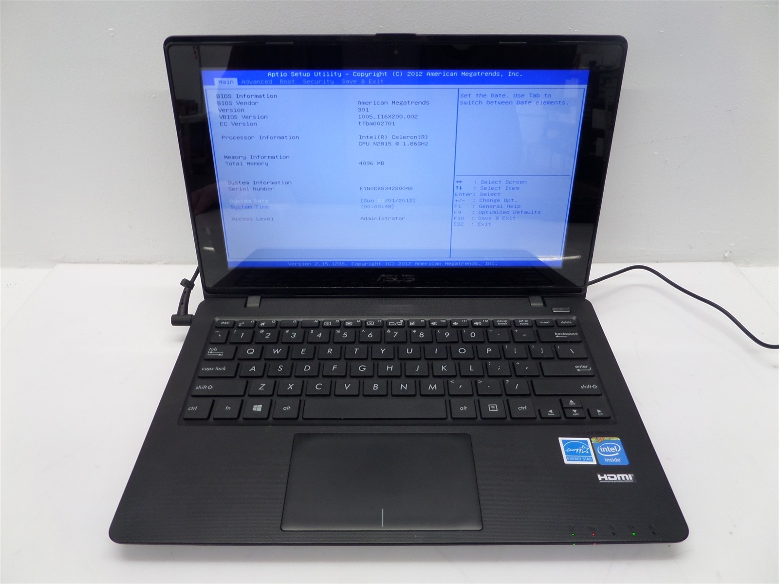 Asus K200MA-DS01T 11.6″ Laptop w/ Celeron N2815 1.86GHz CPU 4GB RAM – No HDD/OS