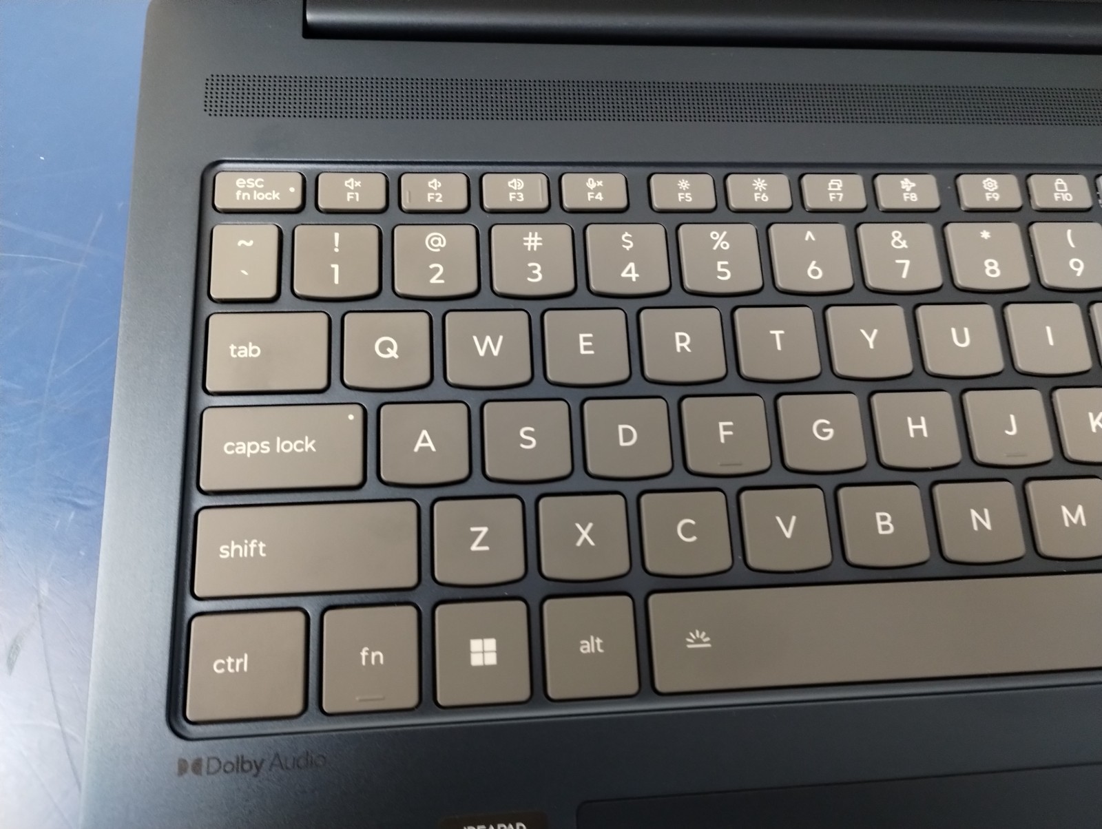 LENOVO IdeaPad Slim 5 16AKP10, AMD Ryzen AI 7 350, 16 GB RAM, 1 TB NVMe SSD