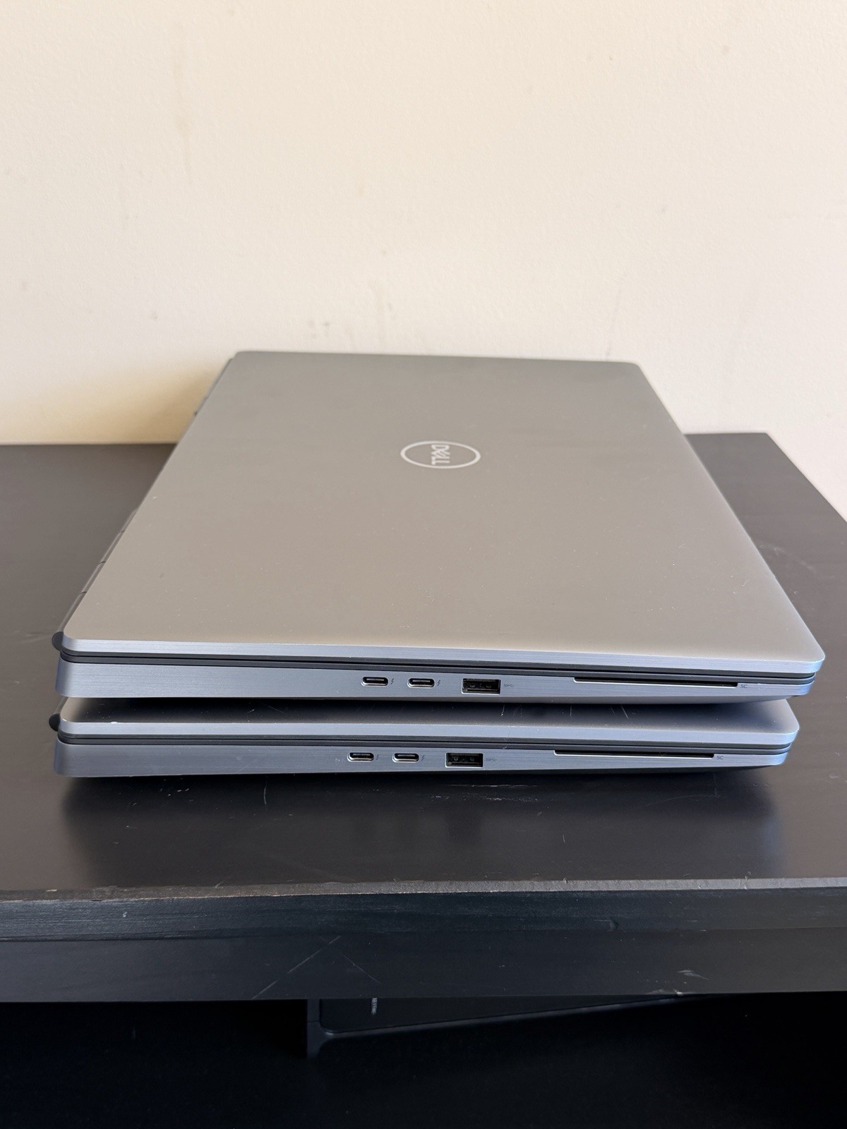 Dell Precision 7750 | i7-10850H | 48GB RAM | 512GB SSD | 6GB GPU | Win 11 Pro