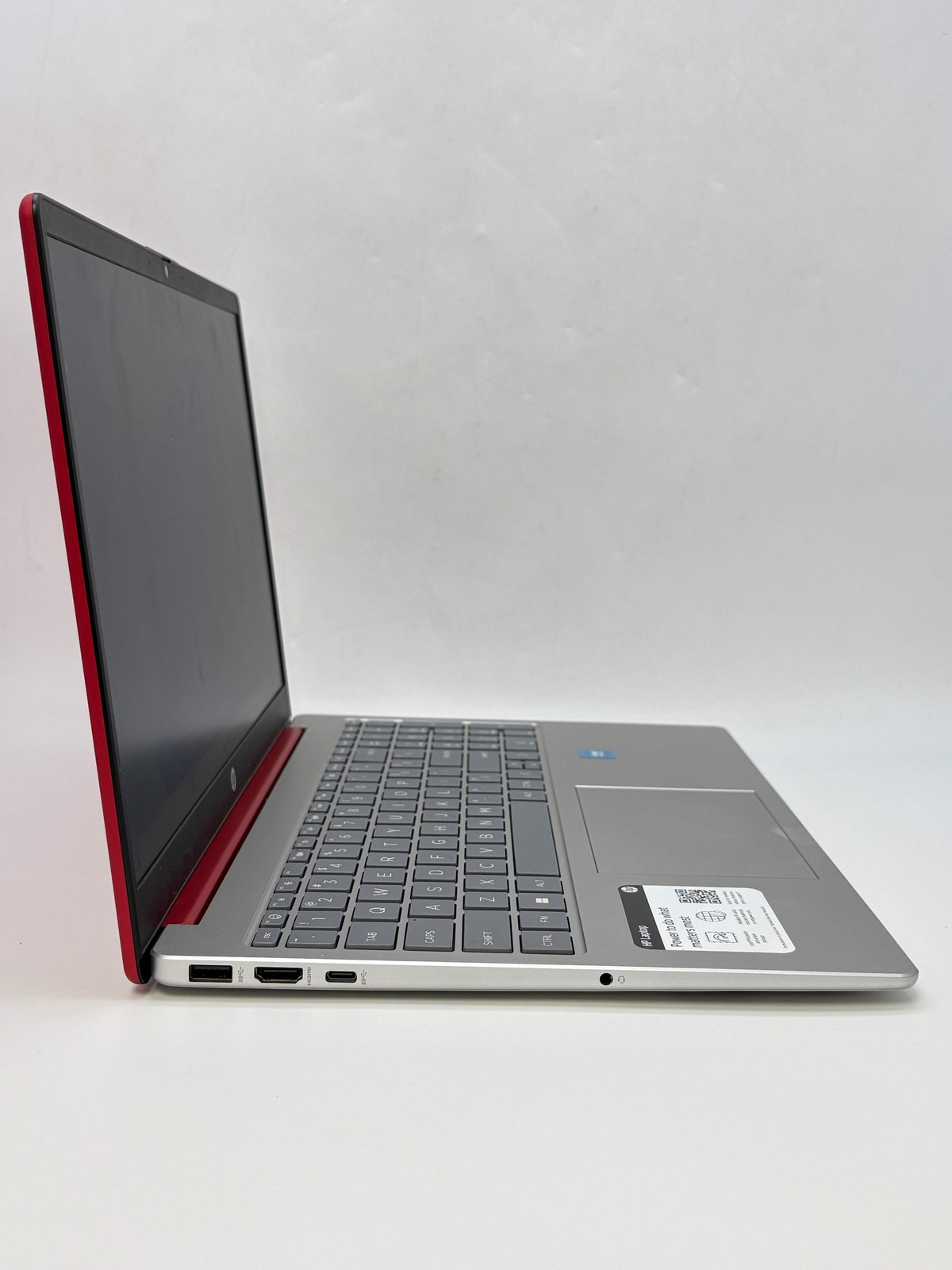 HP 15-fd0083wm 15.6-inch Intel N200 4GB RAM 128GB SSD Silver w/ Charger
