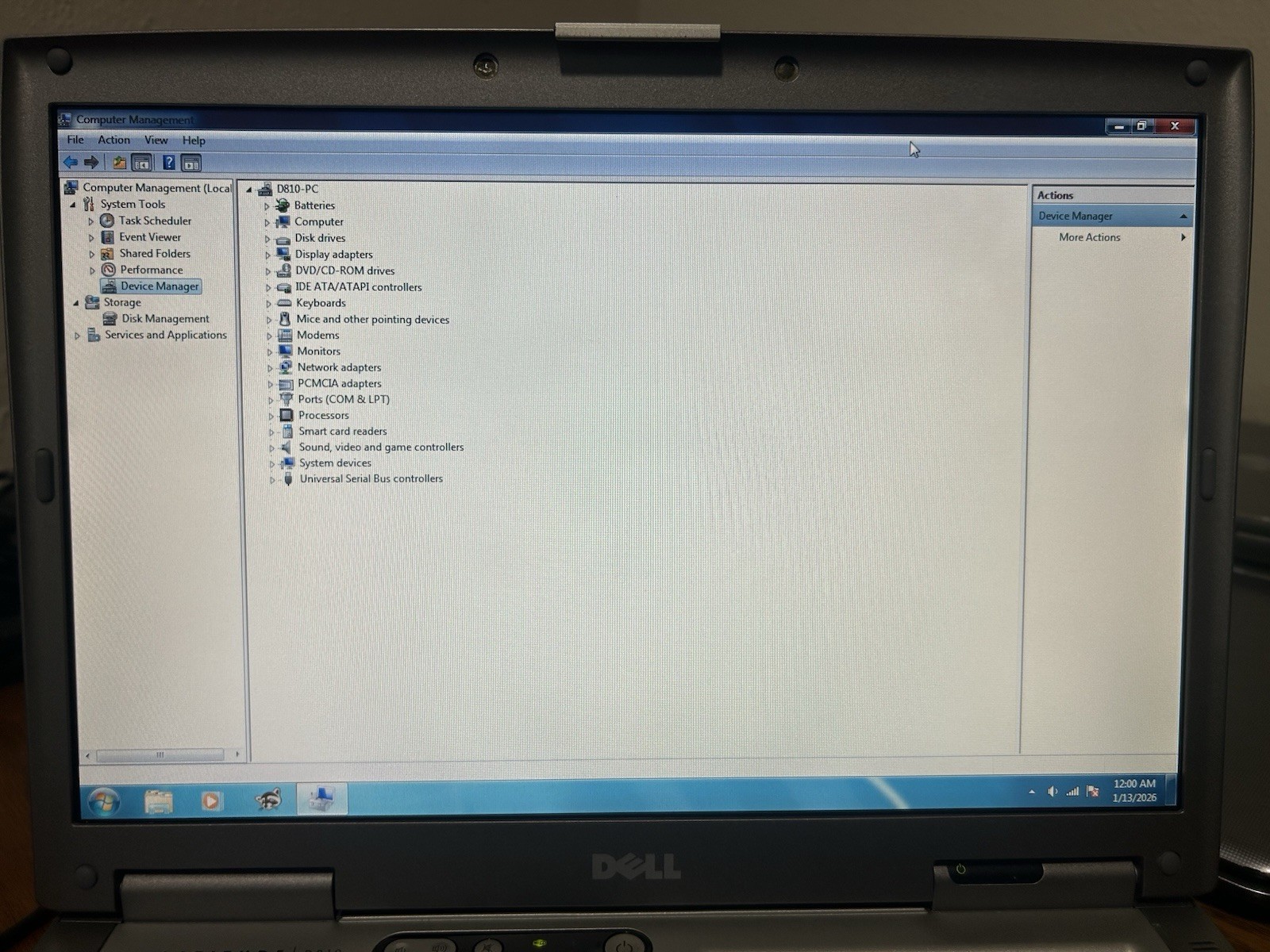 Dell Latitude D810 Pentium M 2.26 GHz 2 GB RAM 80 GB HD Windows 7 Home with AC