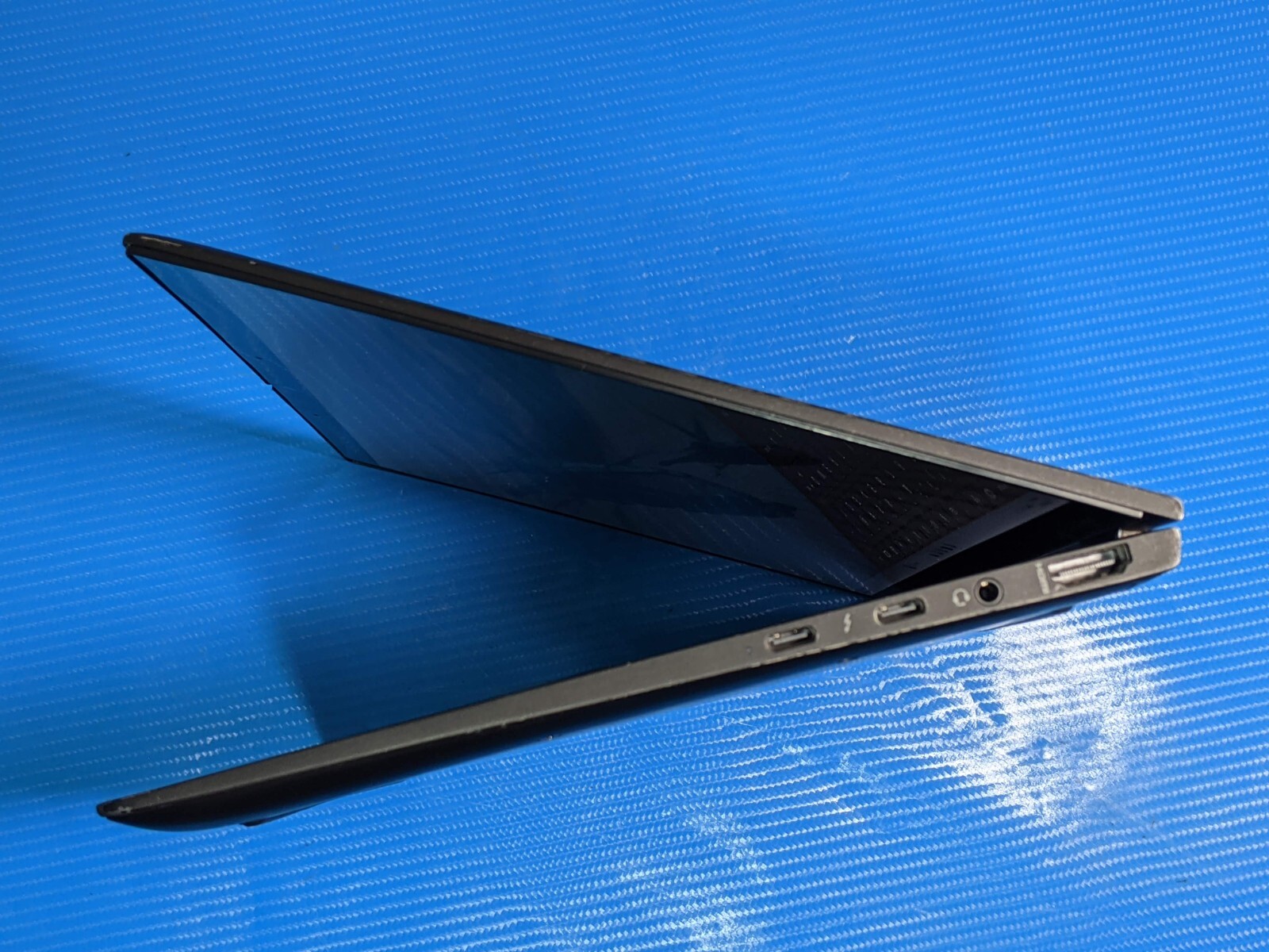HP Elite Dragonfly MAX 13.3″ TOUCH i7-1154G7 2.8GHz 16Gb 512GB SSD W11P +Charger
