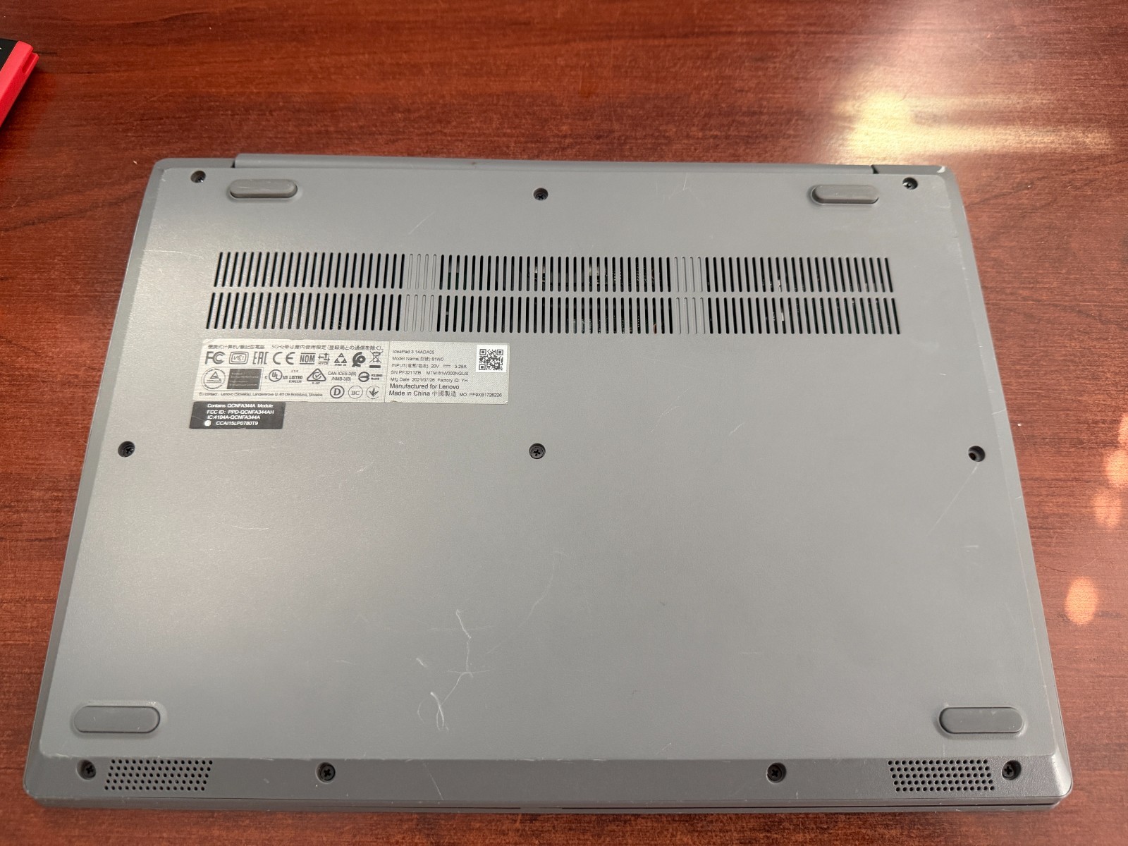 Lenovo IdeaPad 3 14″ FHD Ryzen 5 3500U 8GB RAM 128GB SSD + 1TB HDD Win11 Home