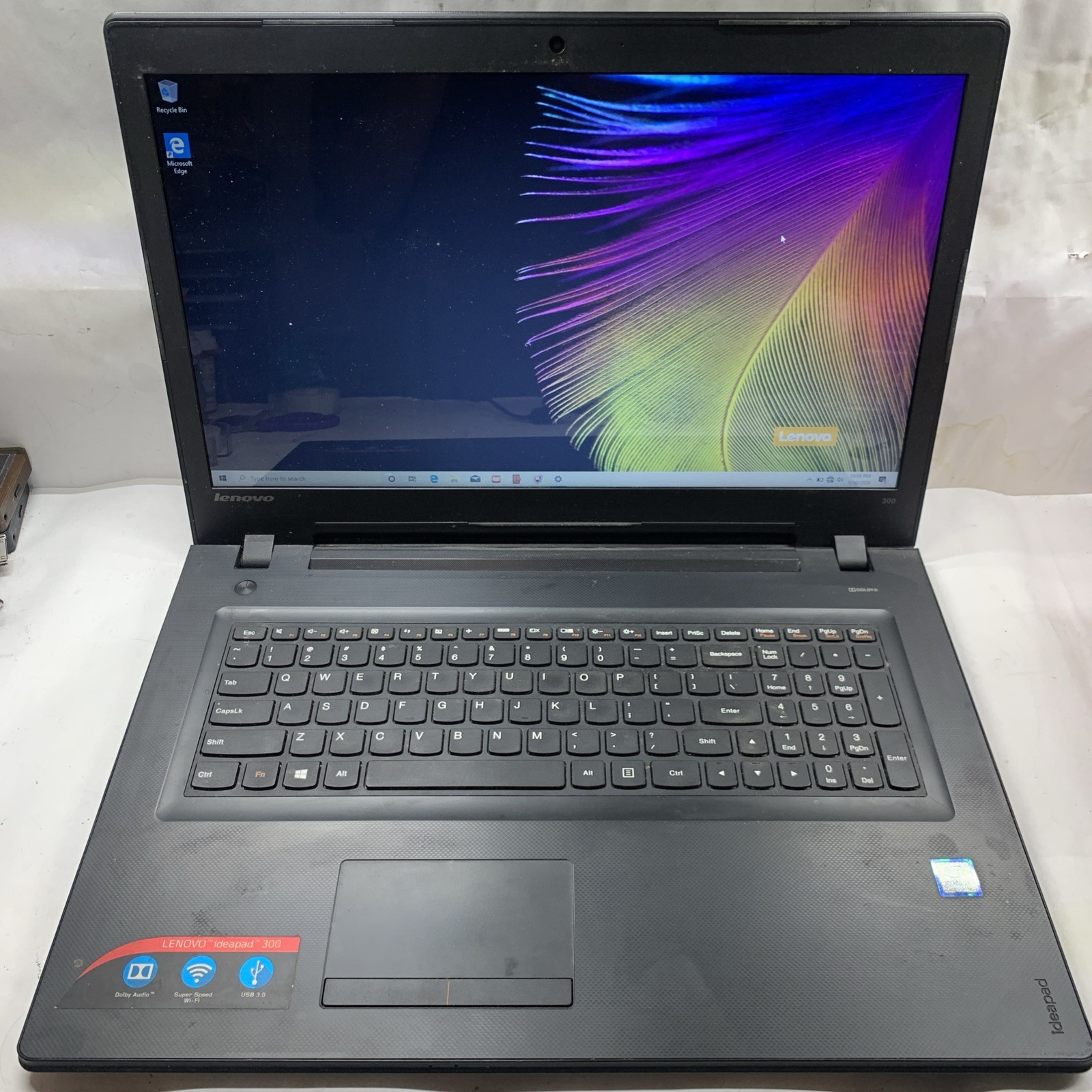 17.3″ LENOVO IDEAPAD 300 CORE i5-6200U@2.3GHz 1TB HDD 8GB RAM Win11
