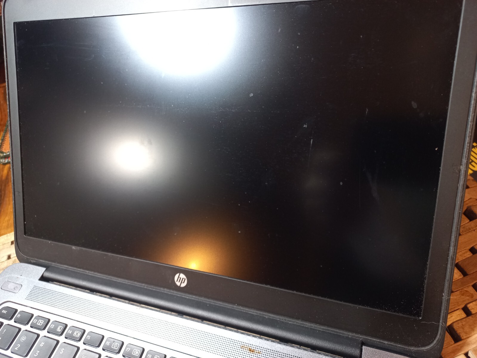 HP EliteBook Folio 1040 G2 i7-5600U 2.6GHz No Ram/HDD No Power As Is For Parts