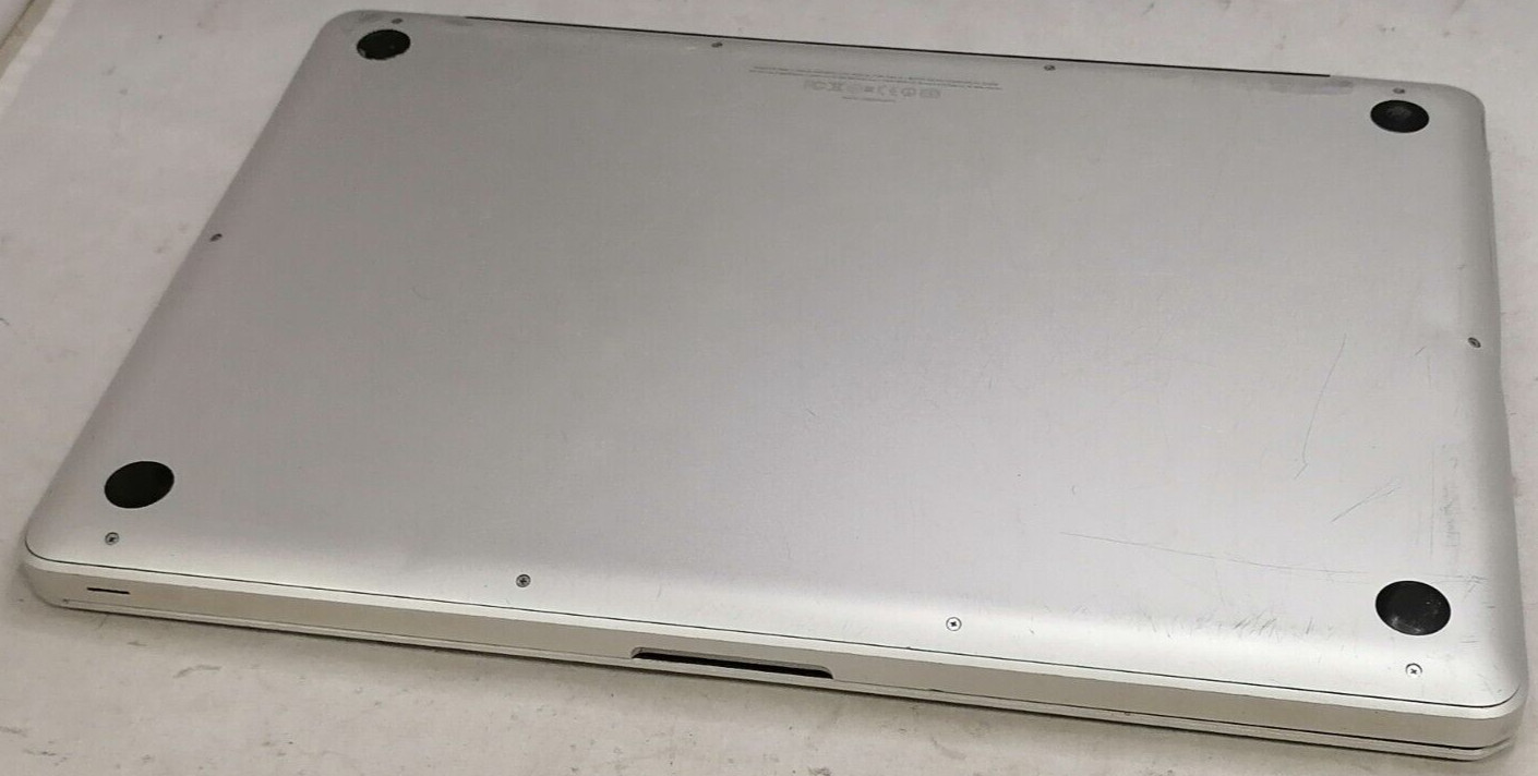 FOR PARTS 2011 15.4″ Apple MacBook Pro A1286 (i7-2675QM/4GB RAM/NO HDD)