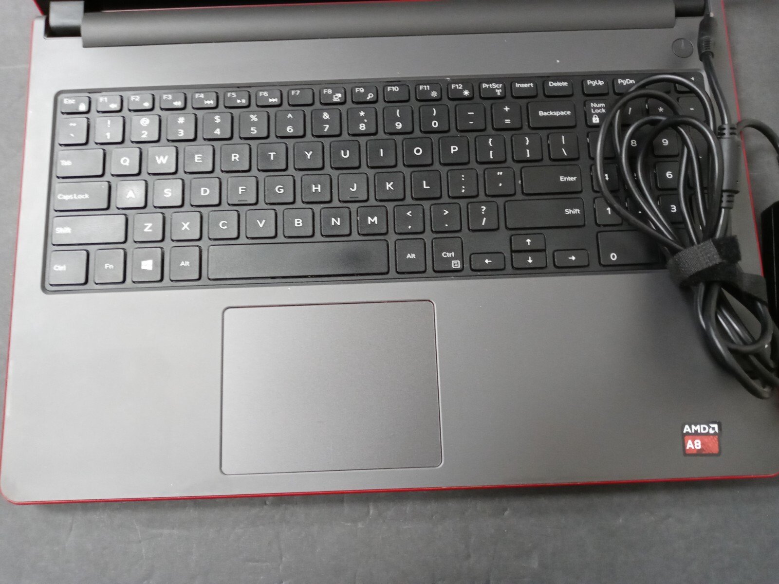 Dell Inspiron 15 5555 0TB SSD,8GB RAM AMD A8-7410 2.2 GHZ AMD Radeon R5 Graphics