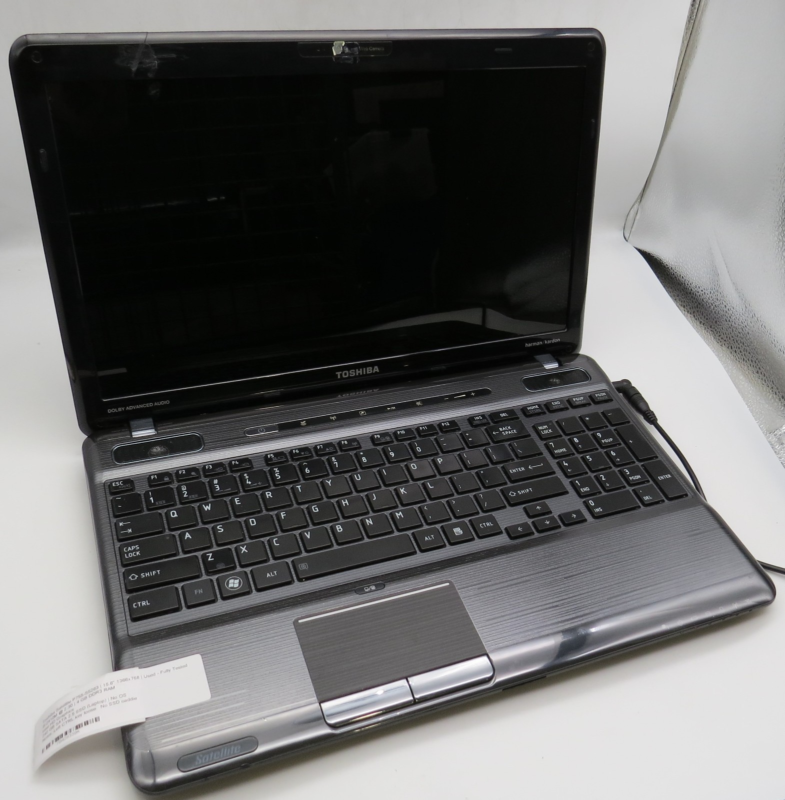 Toshiba Satellite P755-S5263-15.6″-i5-2410M@2.3-4GB RAM-240GB 2.5 -NO OS *READ*