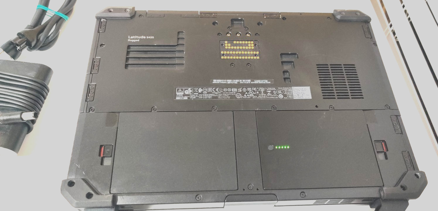 Dell Latitude 5420 Rugged 14″ i3-7130U 2.70 GHz 8 GB RAM