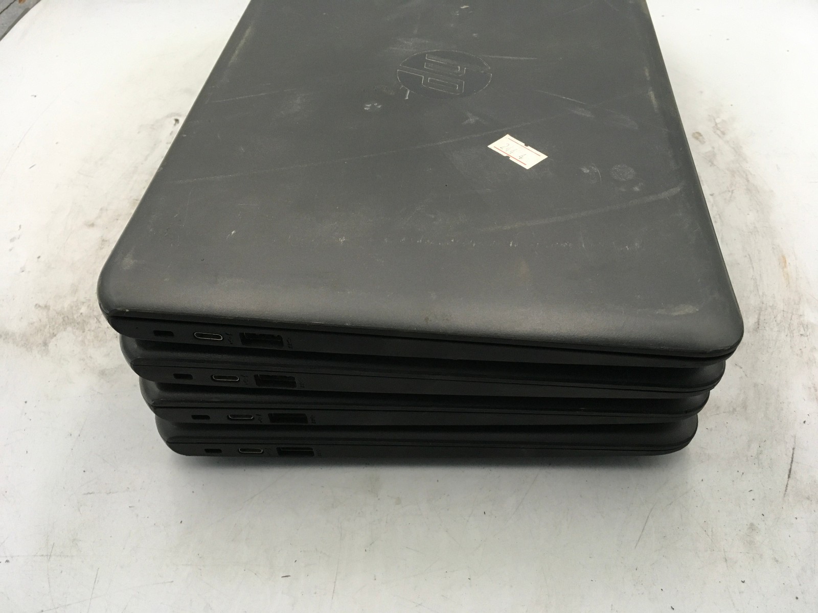 HP CHROMEBOOK 11 G6 EE – FOR PARTS -LOT OF 4- INTEL CELERON N – 4GB RAM -READ-BB
