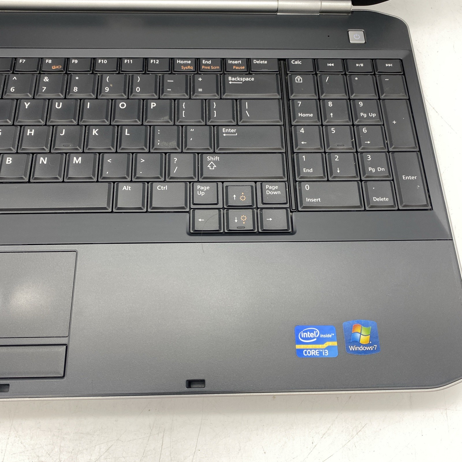 Dell Latitude E5520 i3-2430@2.26GHz | 8GB | NO HDD | NO OS | POWERS ON | Q2