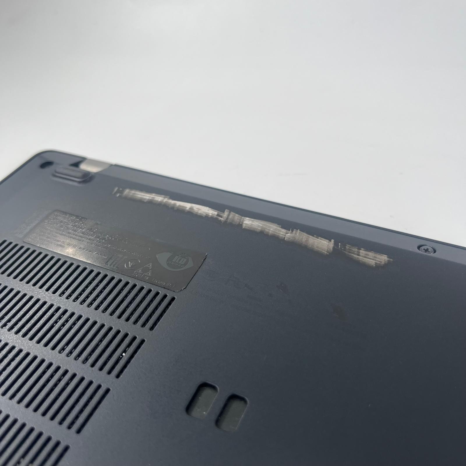 Lenovo ThinkPad A285 – Ryzen 5 PRO 2500U – 8GB – 256GB SSD – 12.5 Good condtion