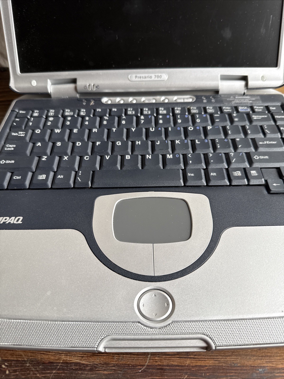 Retro Compaq Presario 700 Laptop Untested
