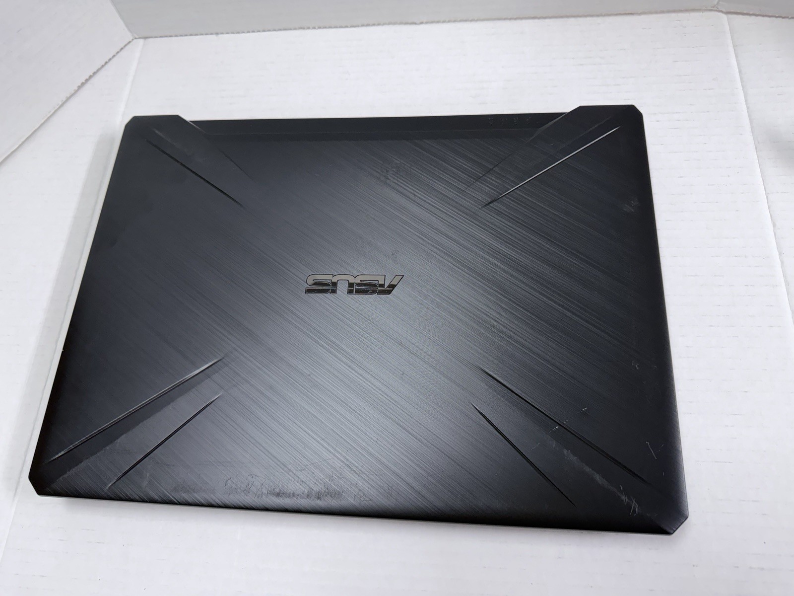 ASUS TUF FX505G 15.6 inch Intel Core i7 9th Gen 2.6GHz 8GB RAM 512 GB SSD (READ)
