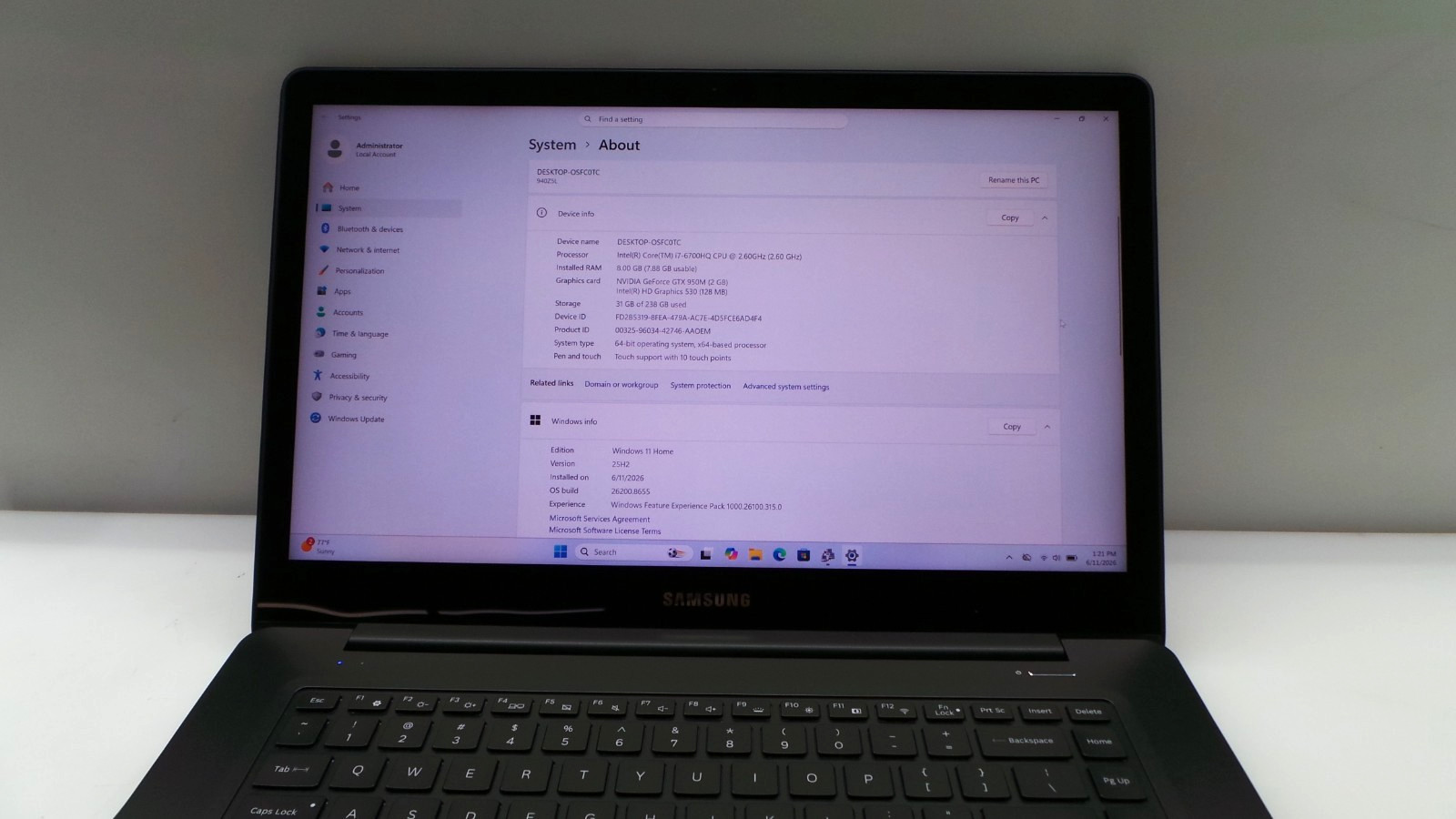 Samsung Notebook NP940Z5L | 15.6″ | i7-6700HQ | 8GB 256GB SSD | Touchscreen
