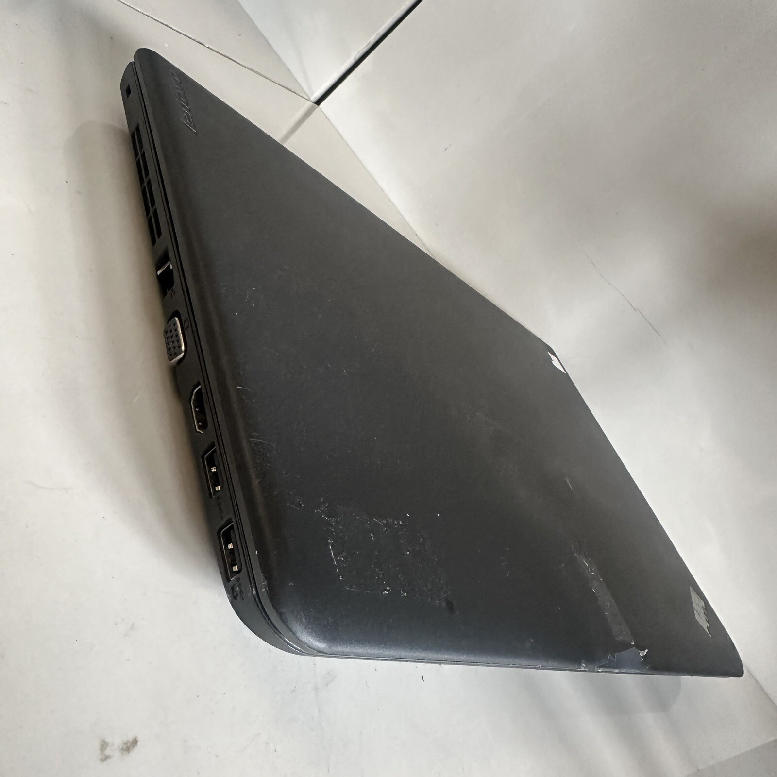 Lenovo ThinkPad E555 Laptop 15.6” AMD A6 Scraps/Salvage