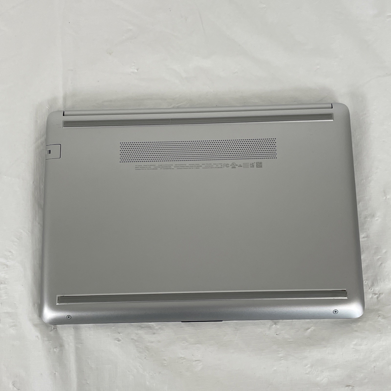 HP 14-df0023cl 14″Laptop | i3-8130U 2.2GHz | 8GB RAM, 128GB SSD M2 | WINDOWS 11