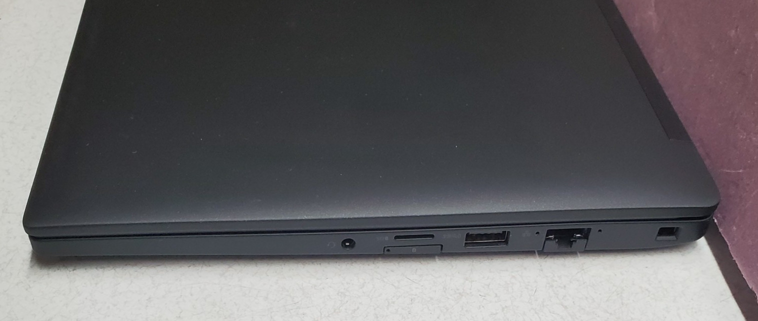 Dell Latitude 7390 13.3″/ i5-8350U/ 16G Ram/ 256G M.2 SSD /Win11Pro / Bklit KB