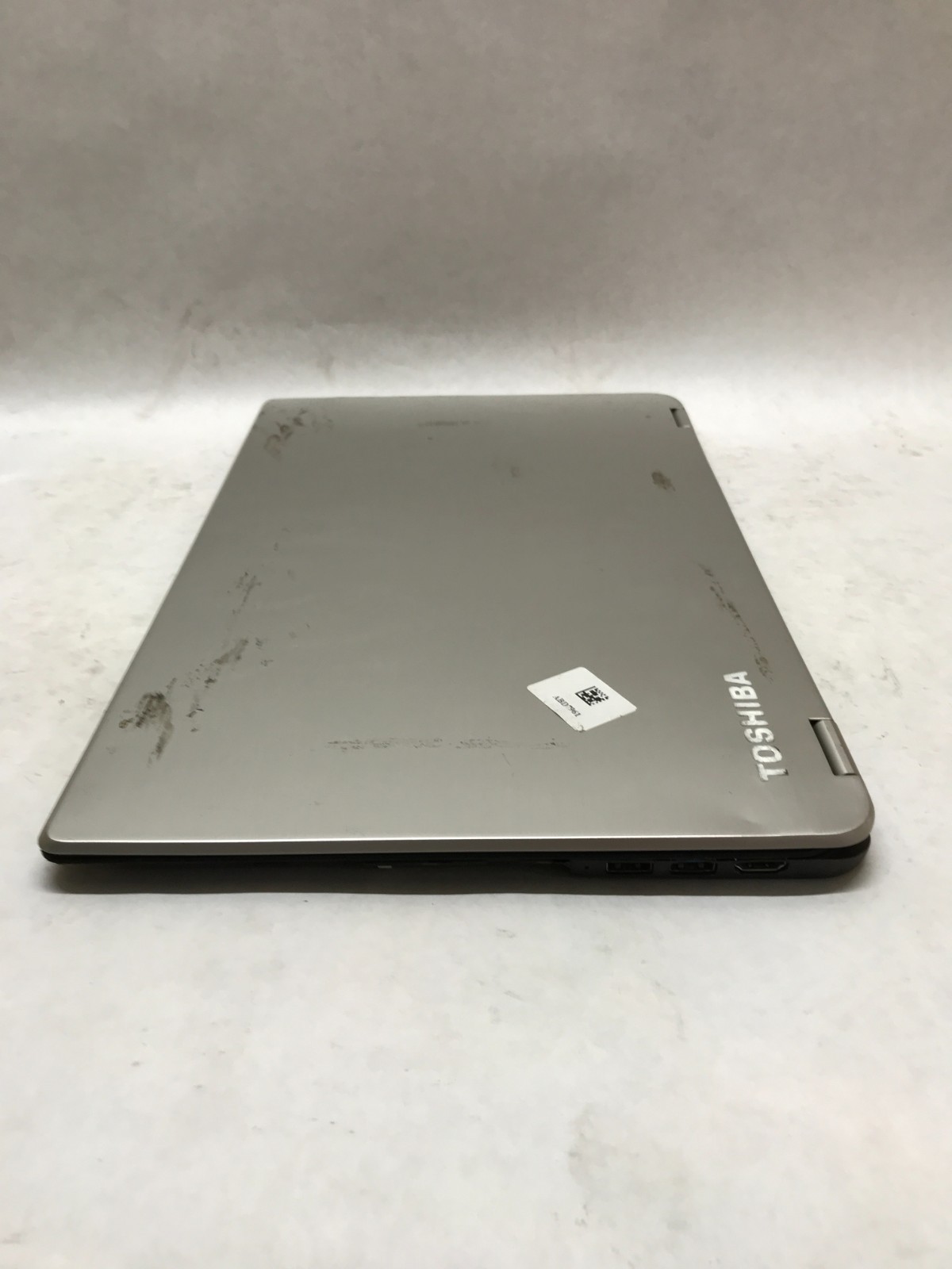 Toshiba Satellite Radius 15″ Intel Core i5 NO RAM For Parts NO POWER AS IS! – DW