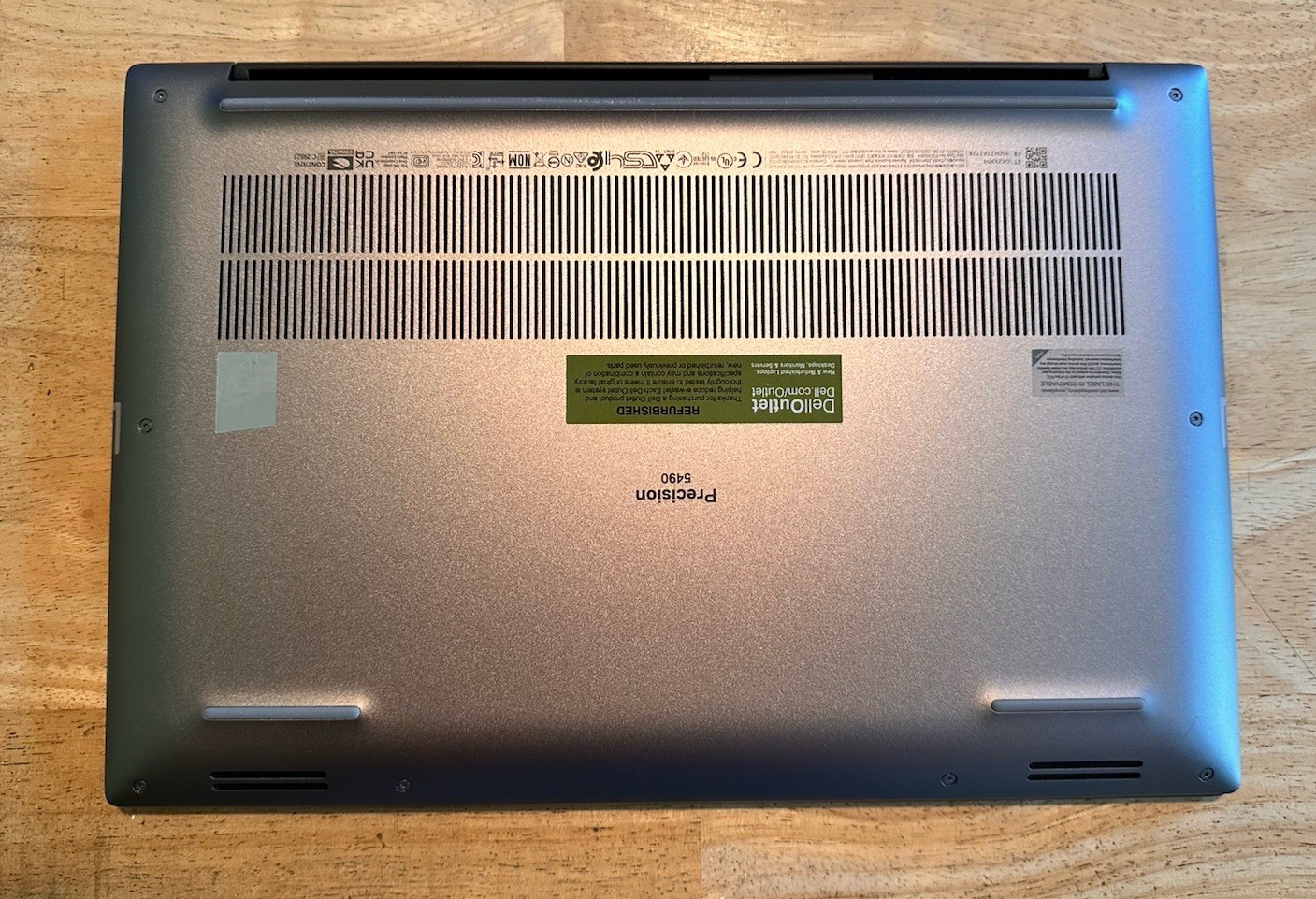 Dell Precision 5490 Laptop Ultra 7 155H 1TB 16GB QHD+ Touch RTX1000 CMRA WTY