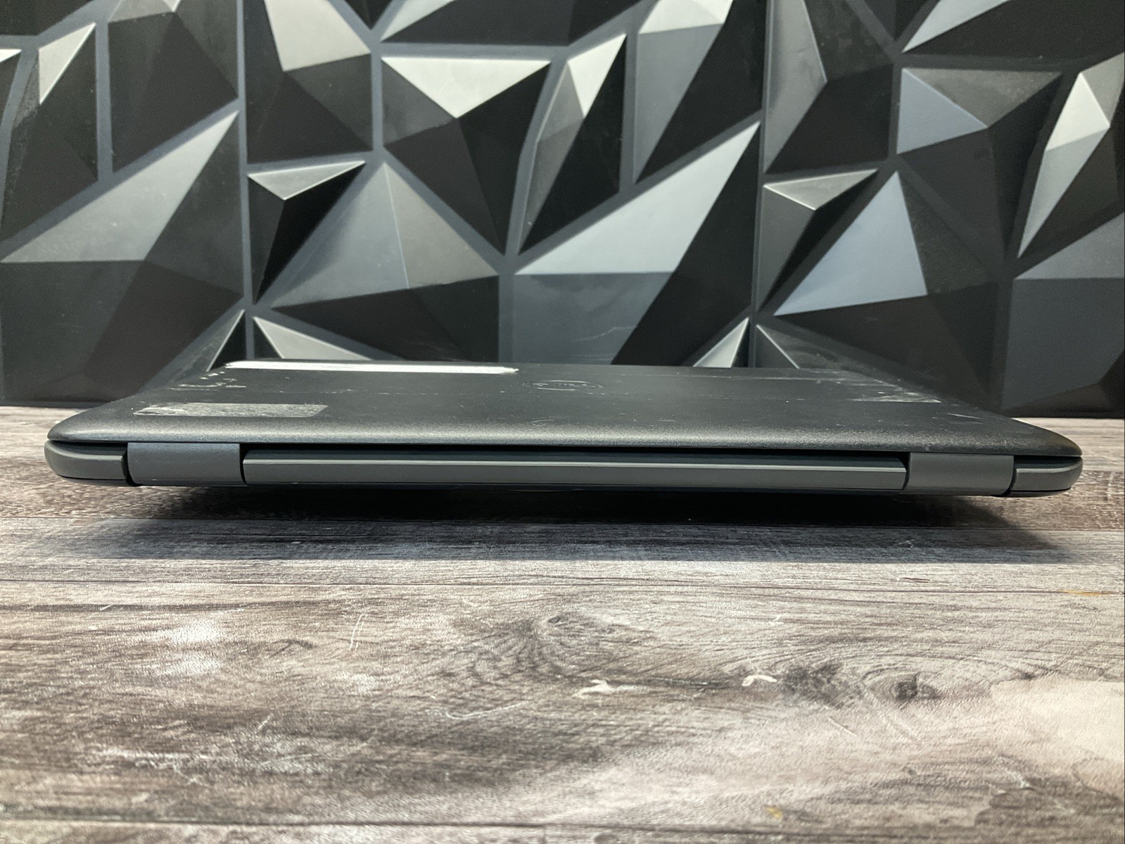 Dell Latitude 3190 / Windows 11 Pro / 64GB Storage / BIOS Unlocked / C5