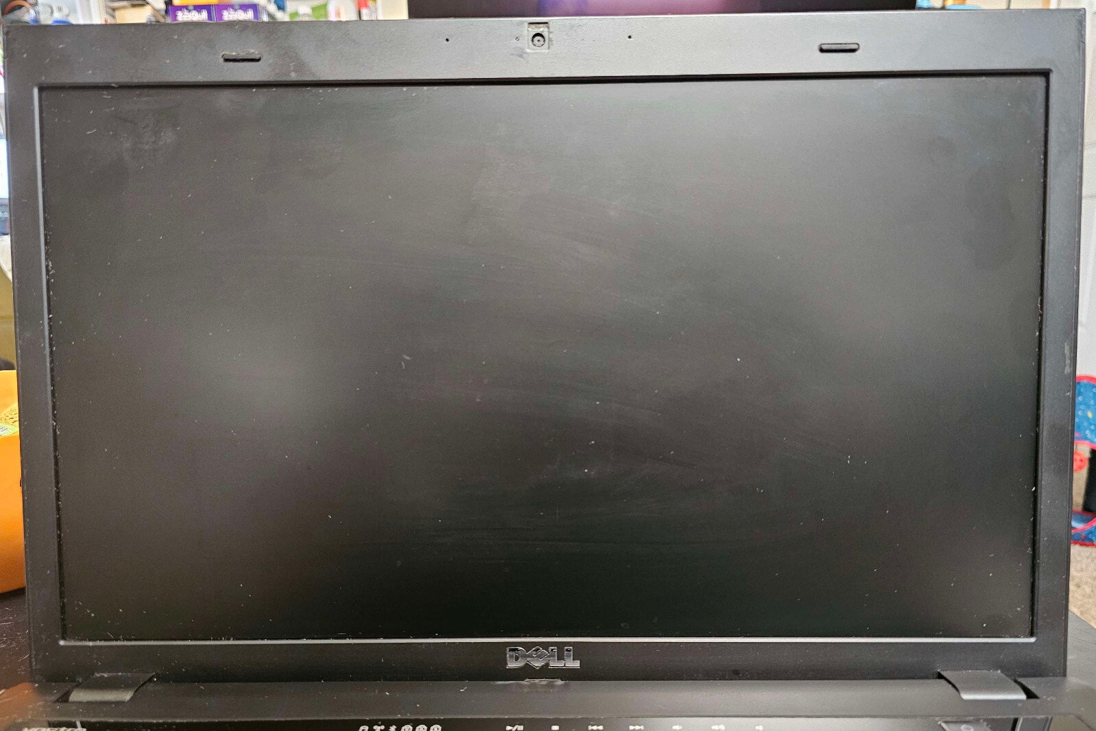 Vostro 3700 (COMES WITH CHARGER), 3Gb ram, 7200rpm hhd, windows 10 pro