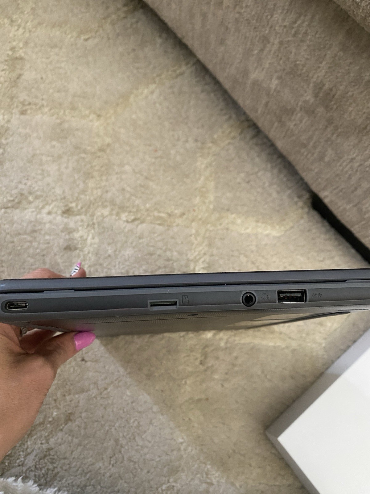 ASUS Chromebook C214M 11.6″ Intel Celeron 4GB 32GB eMMC Chrome OS Touchscreen