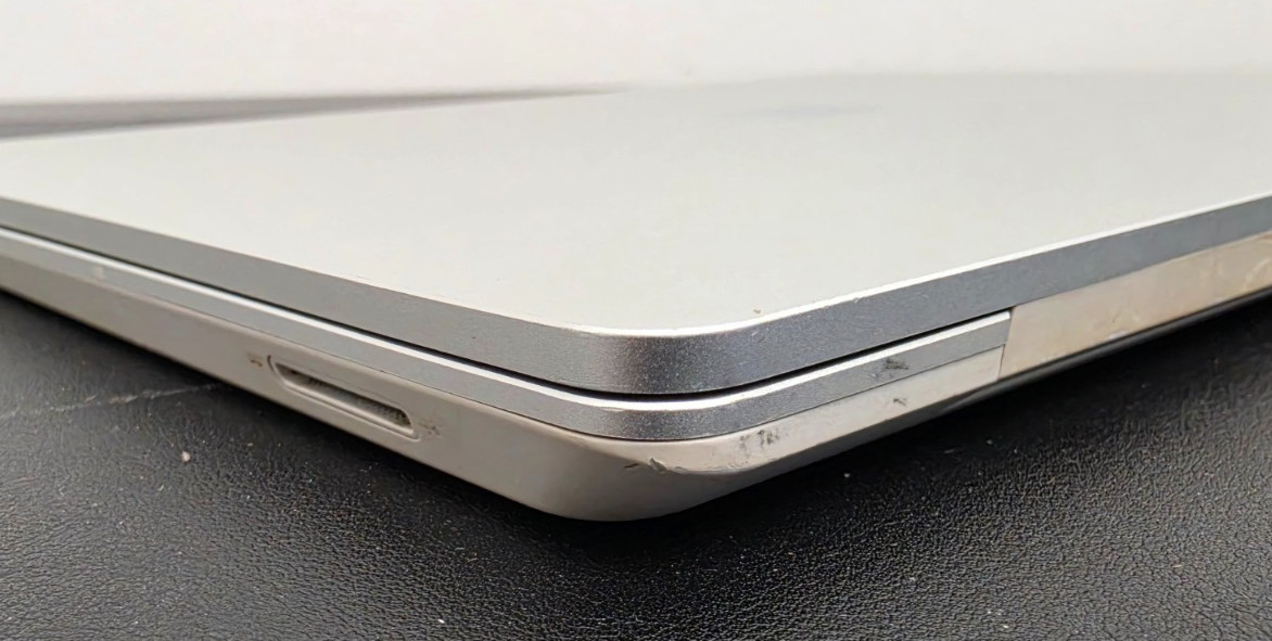Microsoft Surface Laptop Go 2 – 12.4″ – i5-1135G7 16 GB Ram 256GB SSD Win 11