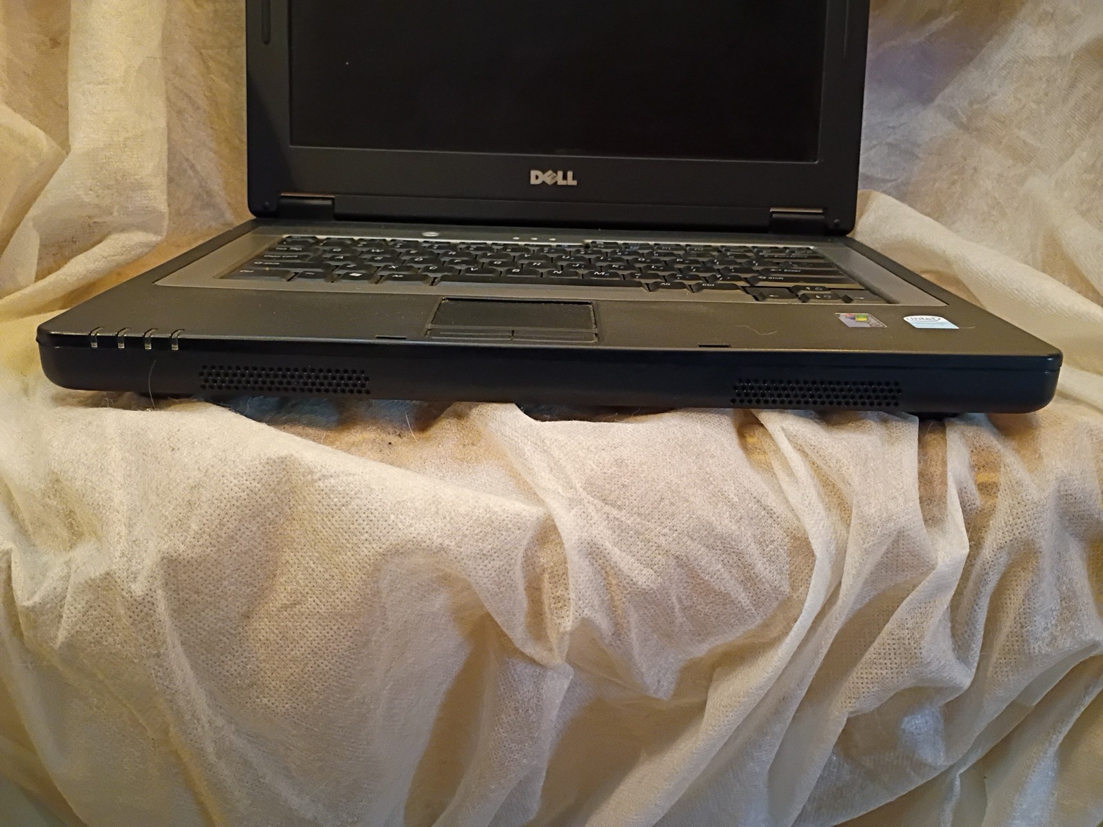 Dell Inspiron B120 Laptop Model PP21L Windows XP Home Untested No Power Cord