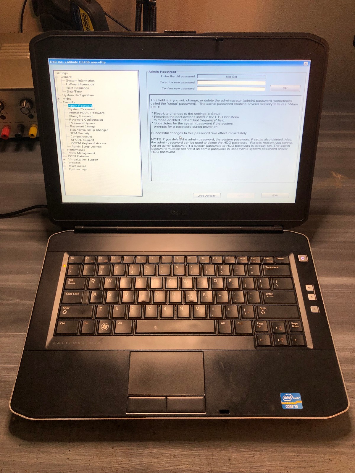 Dell Latitude E5430 (8 GB RAM, Intel Core i3-2350M, 250 GB SSD, Windows 10 Pro)