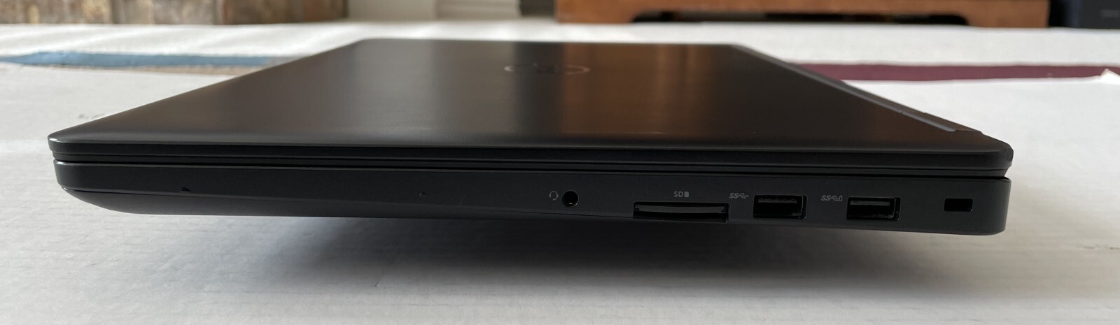 DELL PRECISION 3510 15.6″ i5-6440HQ 8GB 120GB SSD AMD RADEON R9 M360
