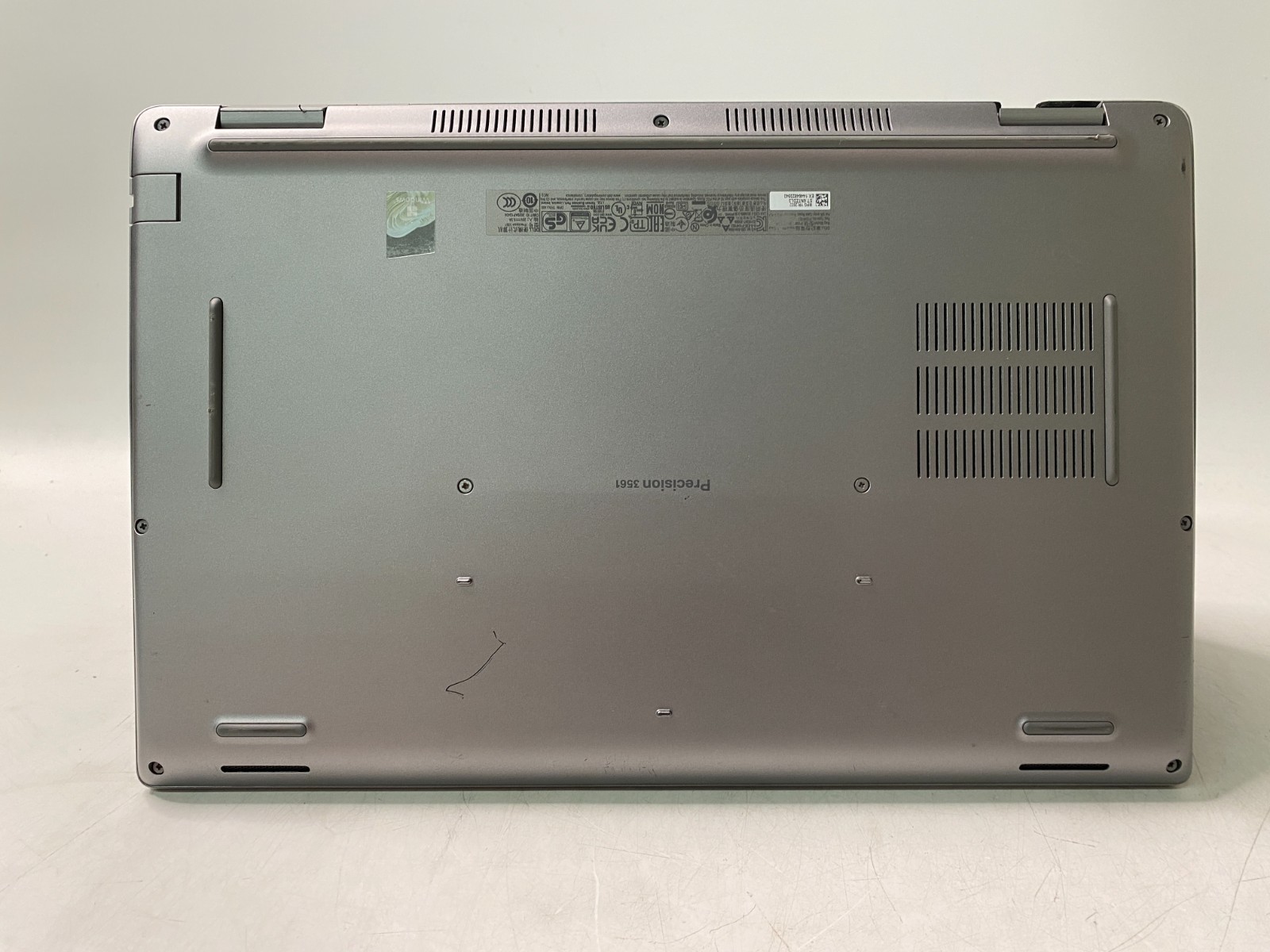 Dell Precision 3561 i5-11th 16GB DDR4 256GB SSD Win11H 70%+ Broken Plastic PARTS