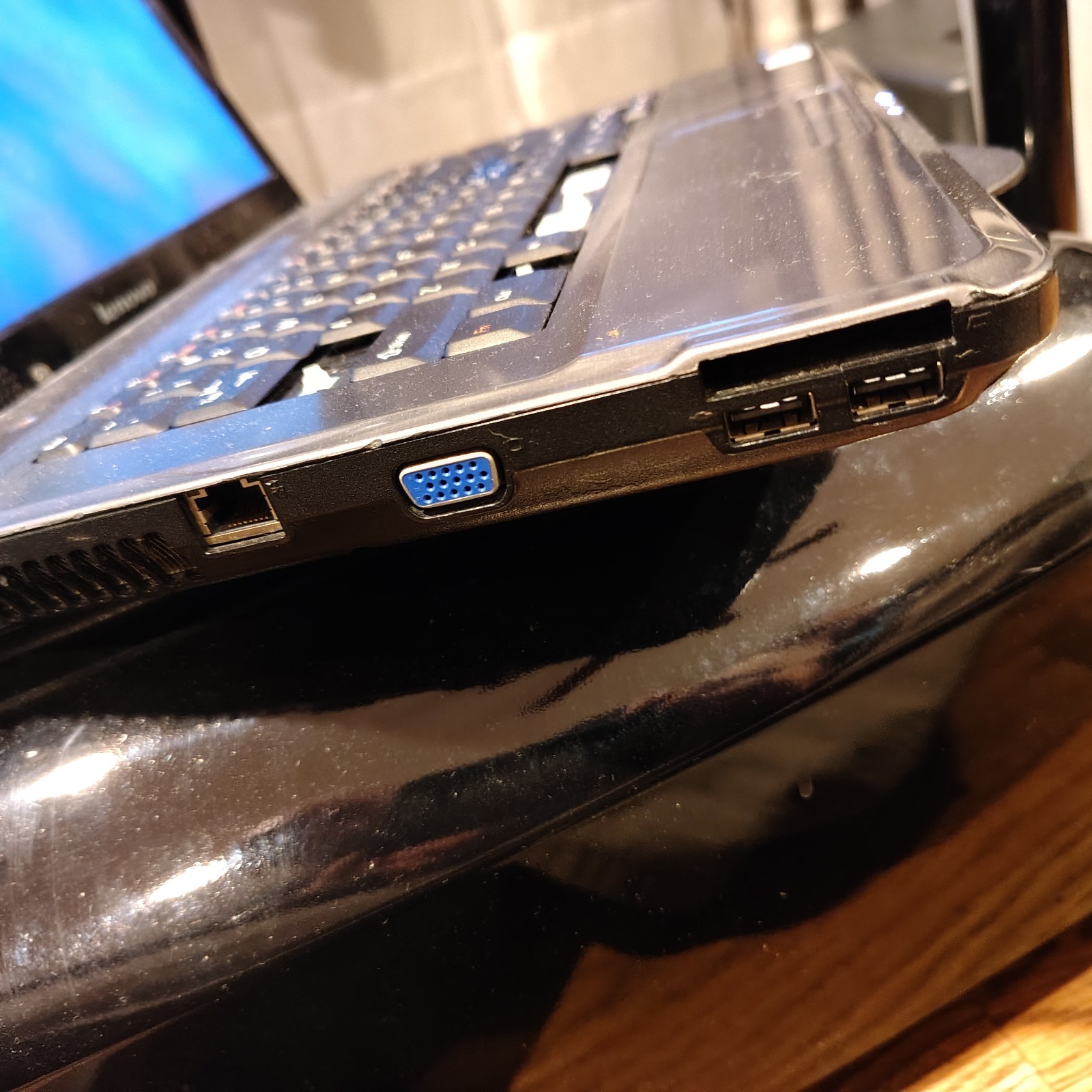 Lenovo G450 14″ Laptop Pentium Dual Core 2 Duo T4400 2.20GHZ 4gb Ram 252GB HD