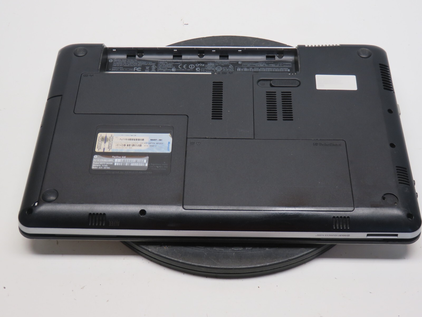 HP Pavilion dv5 Laptop Intel Core i3 M 330 2.13GHz 3GB NO HDD No Batt