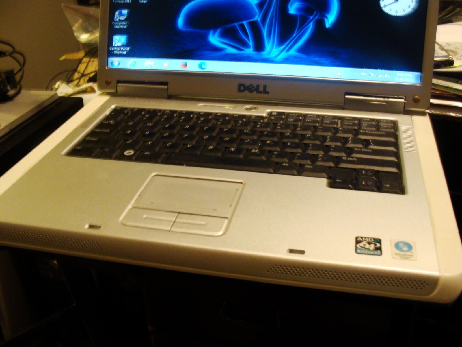 Dell Inspiron 1501 AMD Turion 64 X2 Tk-53 1.70Ghz 1.50GB RAM 80GB HDD Win 7 Pro