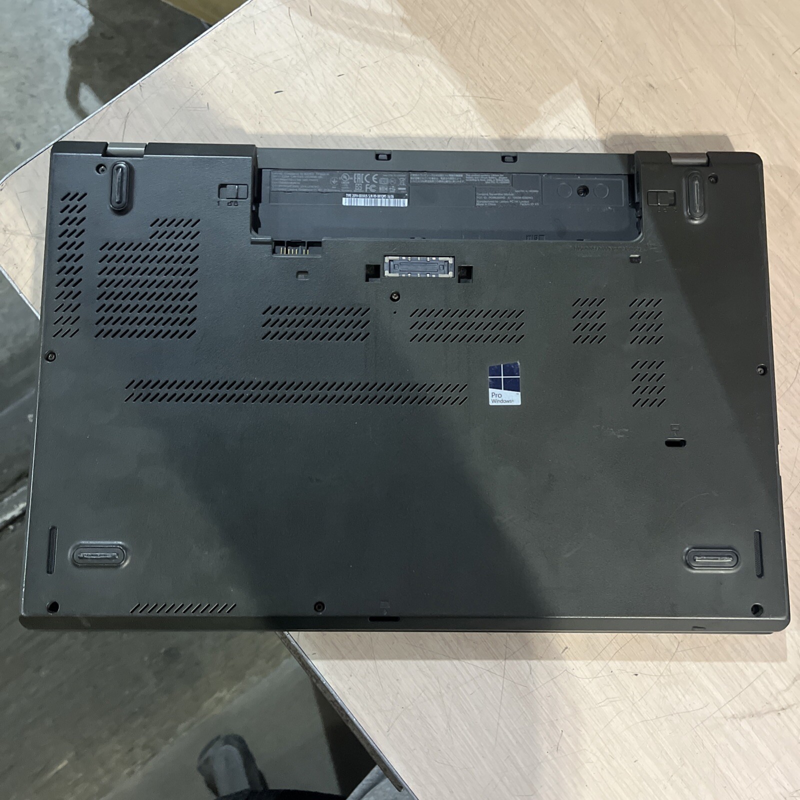 LENOVO THINKPAD T560 INTEL CORE I5-6300U 2.40GHZ 4GB RAM NO HD