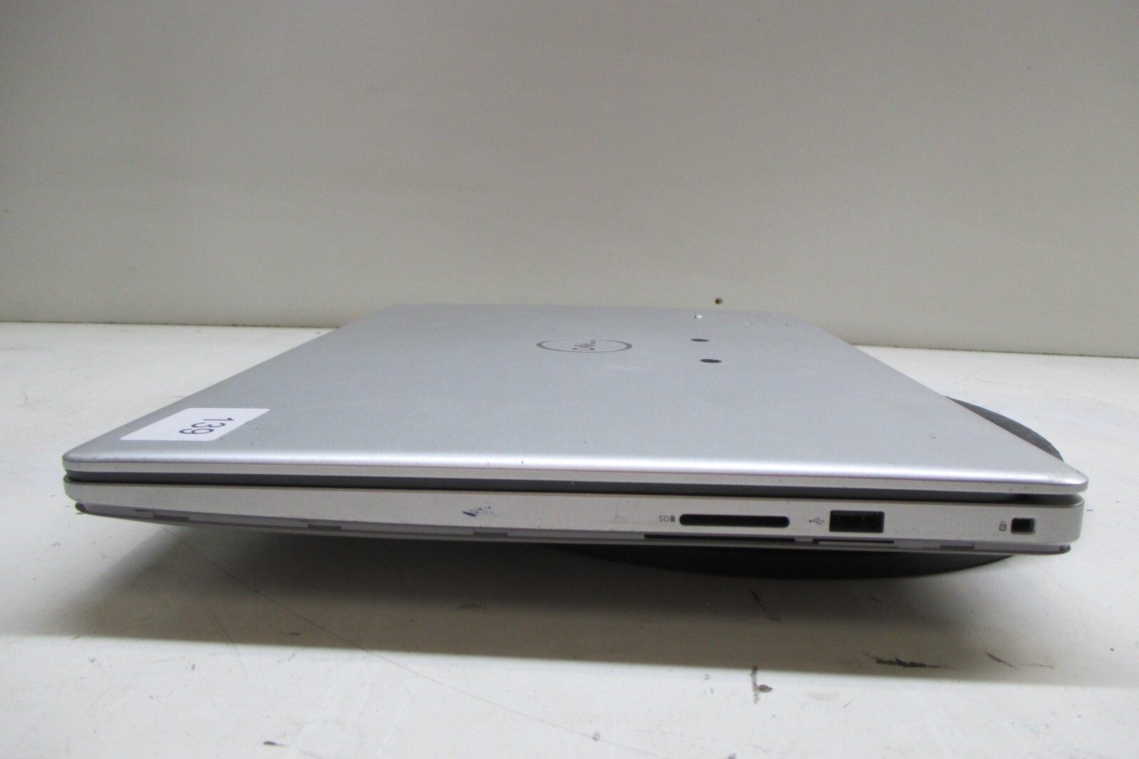 Dell Inspiron 5593 Intel Core i7-1065G7 NO HDD READ – FOR PARTS