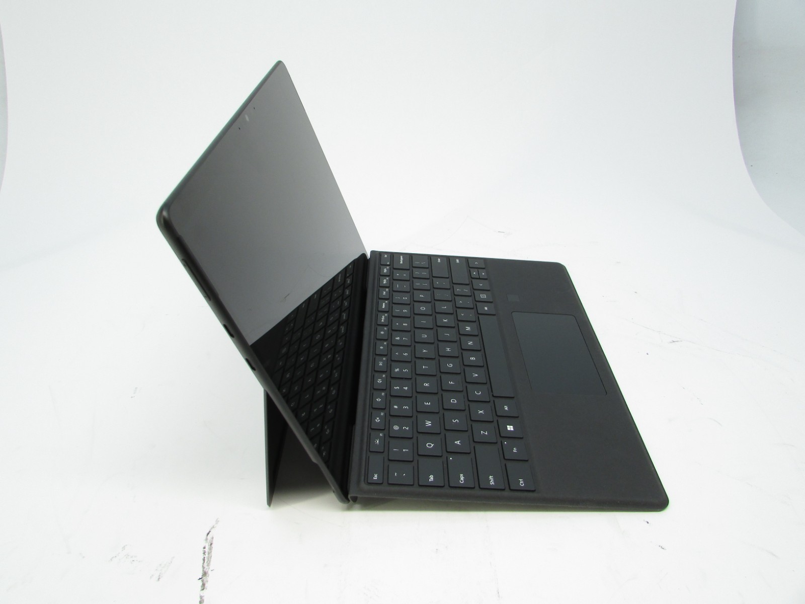 Microsoft Surface Pro X 1876 13″ SQ1 3.0GHz 8GB RAM 128GB M.2 No OS/AC/Stylus