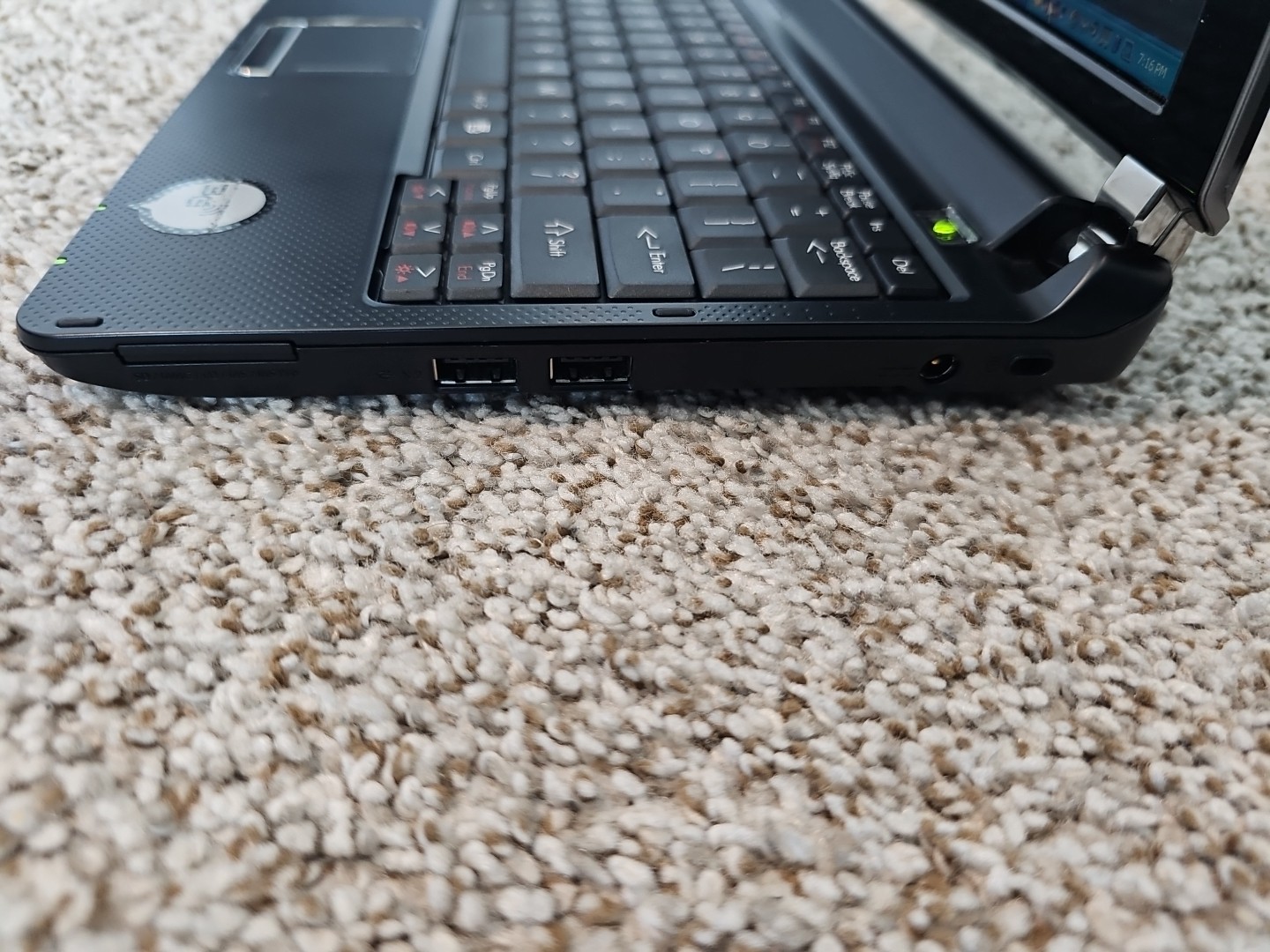 Gateway KAV60 10″ Intel Atom N270 1.60GHz 1GB RAM 160GB HDD Win XP HOME + Case