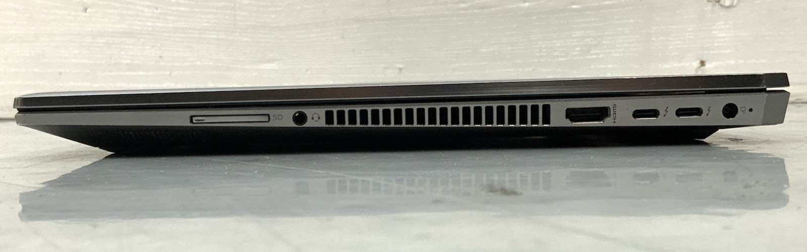 HP ZBook Studio G5 Intel Core i7-8850H 32GB DDR4 512GB NVMe Nvidia P1000 W10P