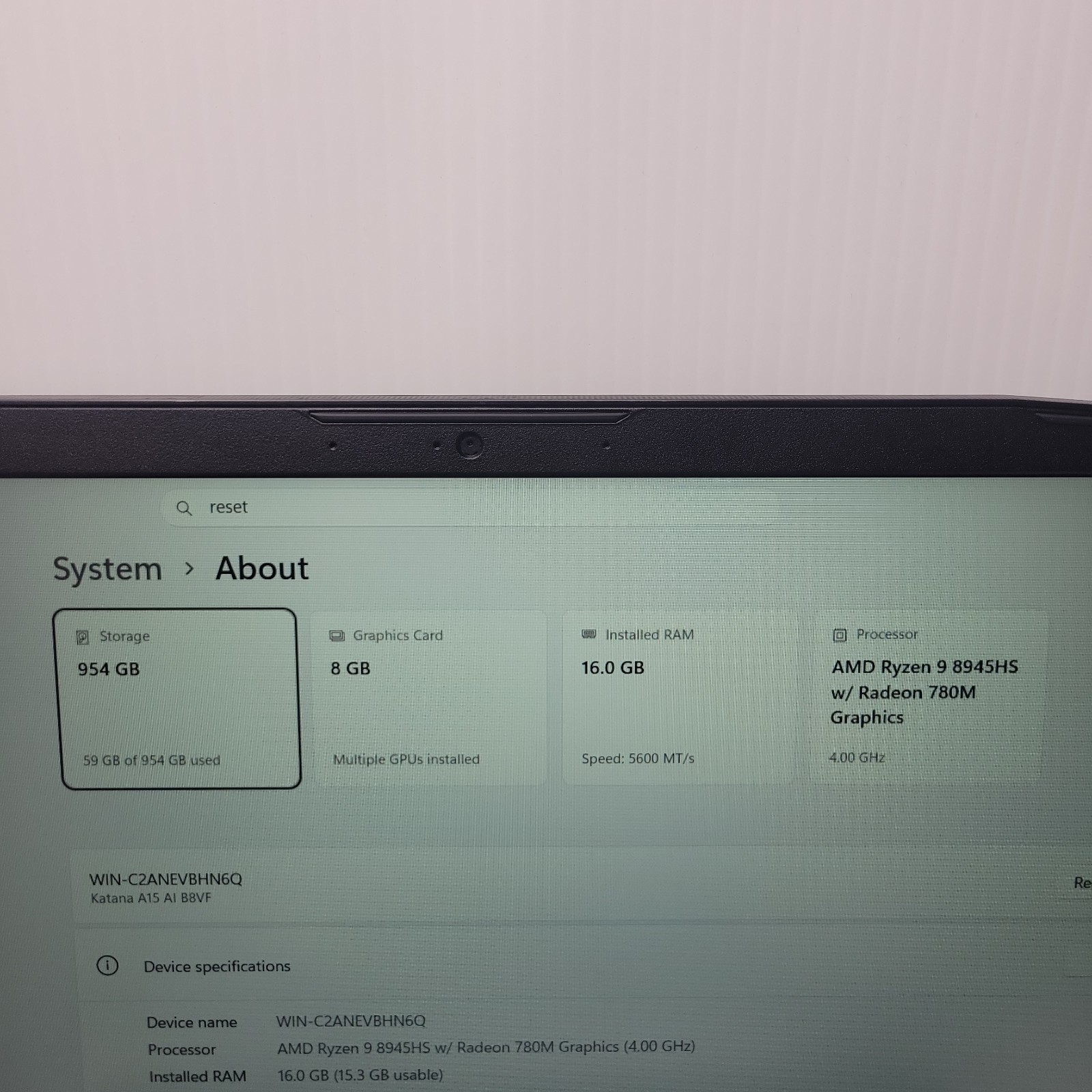 MSI Katana A15 AI B8VF 15.6″ Ryzen 8945HS RTX 4060 16GB Ram 1TB SSD Win 11 Home