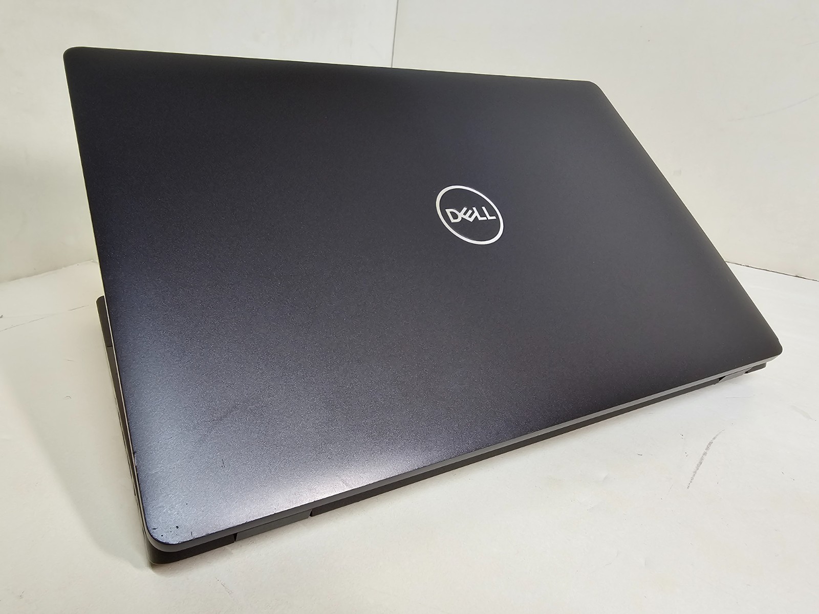 Dell Precision 3540 Laptop – 1.6 GHz i5-8365U 8GB 256GB SSD Webcam 15.6″ – SP1