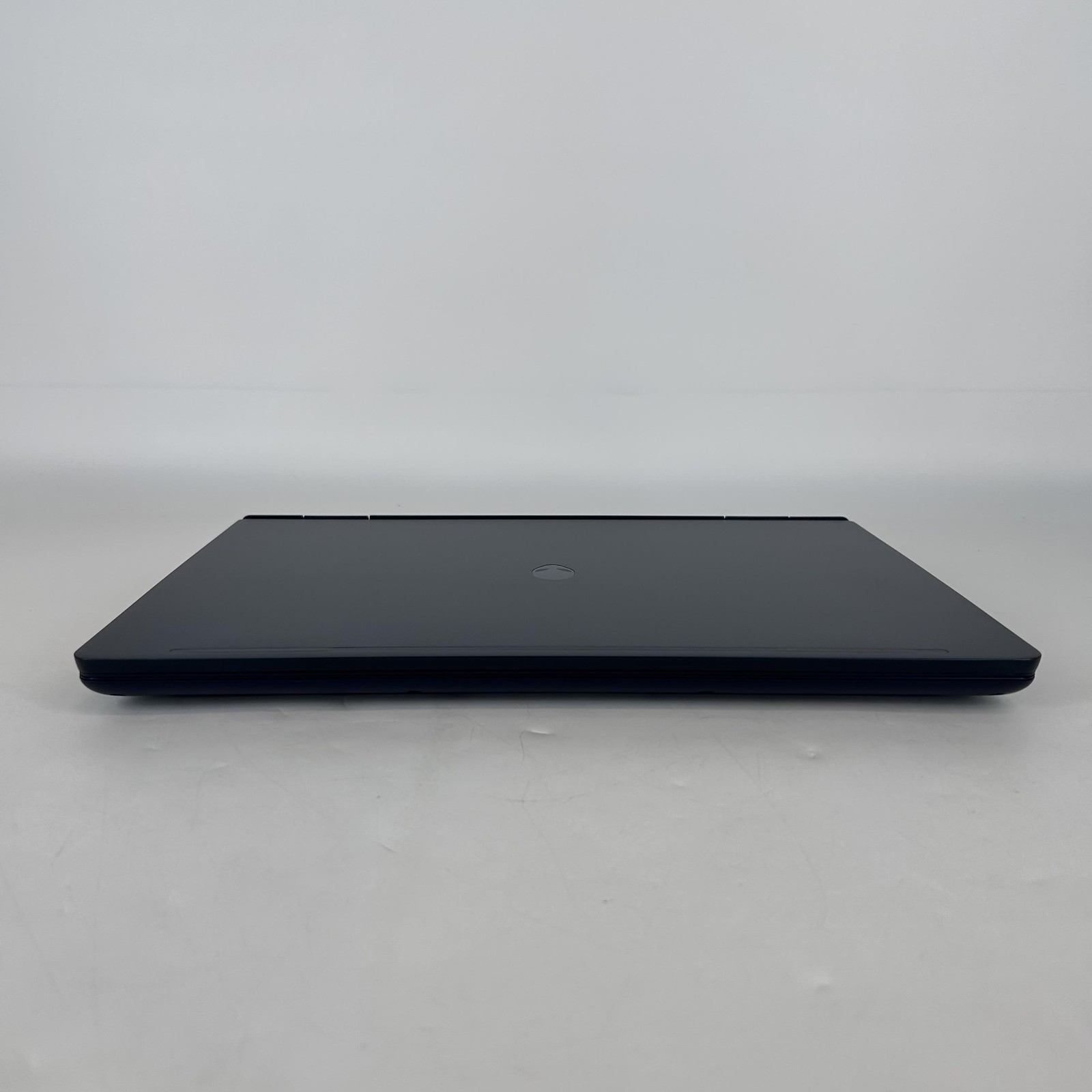 Dell Alienware 16 Aurora 120Hz QHD+ 2.5 GHz Core 7 240H 32GB 1TB SSD RTX 5060