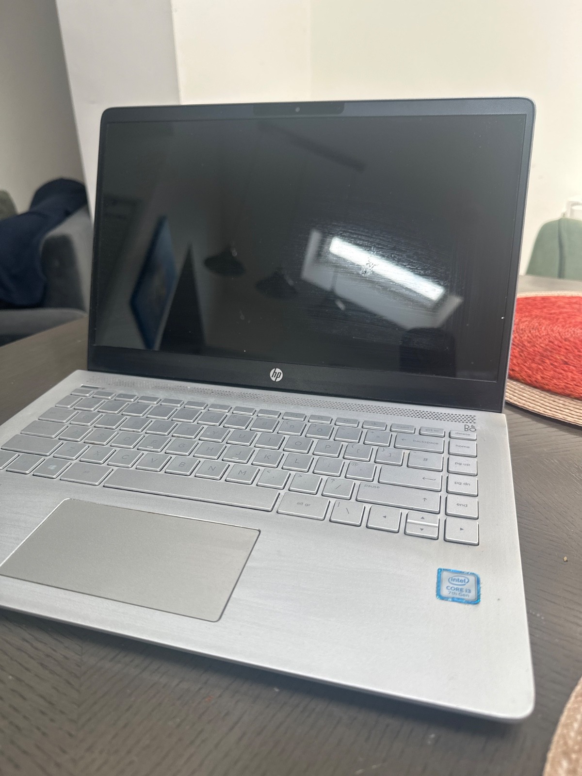 HP Pavilion Laptop – Intel Core i3 7th Gen – Not Powering On – Spares or Repairs