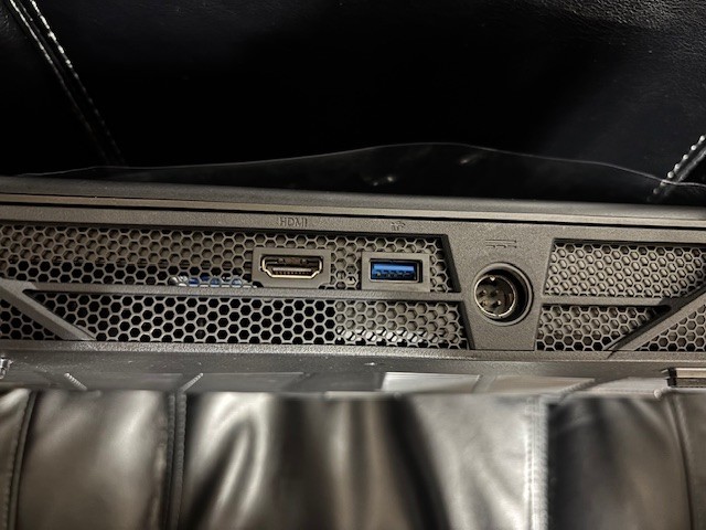 Clevo P870DM3 Barebone