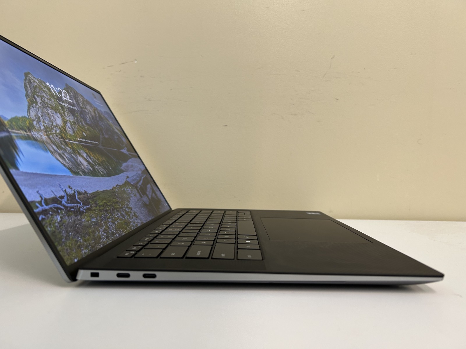 Dell Precision 5560 15.6″ i7-11850H @ 2.50GHz 1 TB NVMe SSD 32GB RAM Win 11 Pro