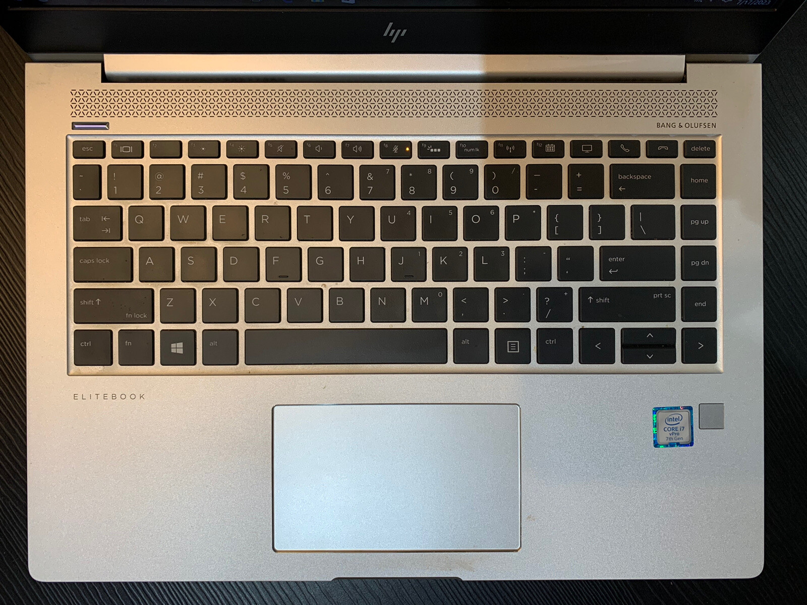 HP EliteBook 1040 G4| i7-7600U| 2.8GHz | 16GB RAM|51 2 GB SSD |Finger Print| 14″