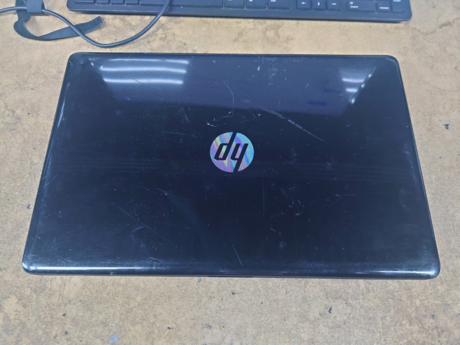 HP Notebook 15-da3018cy 15.6″ HD i5-1035G1 8GB RAM No OS