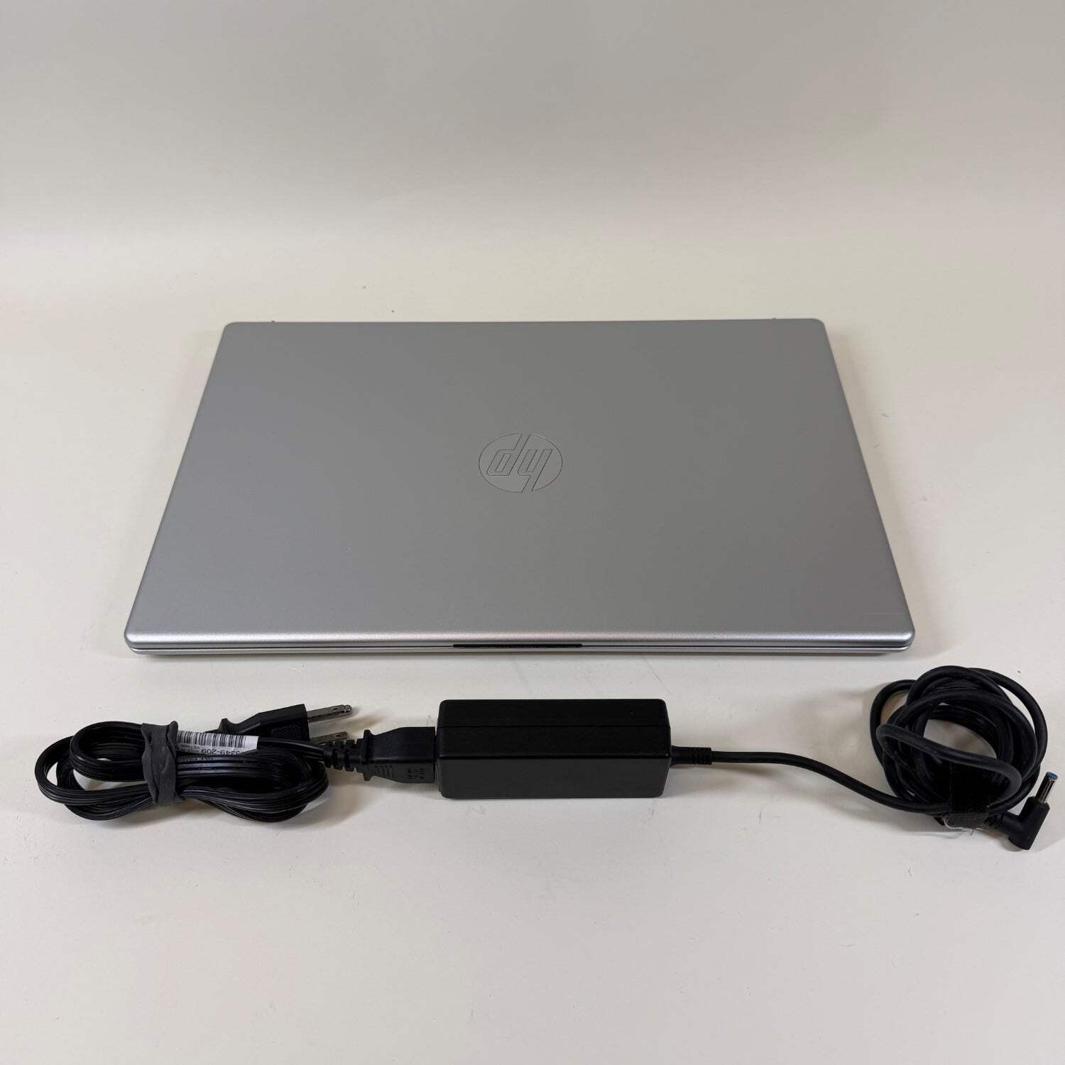 HP 15 fd0127dx 15-FD0127DX 15.6″ i7-1355U 5.0GHz 16GB RAM 500GB SSD